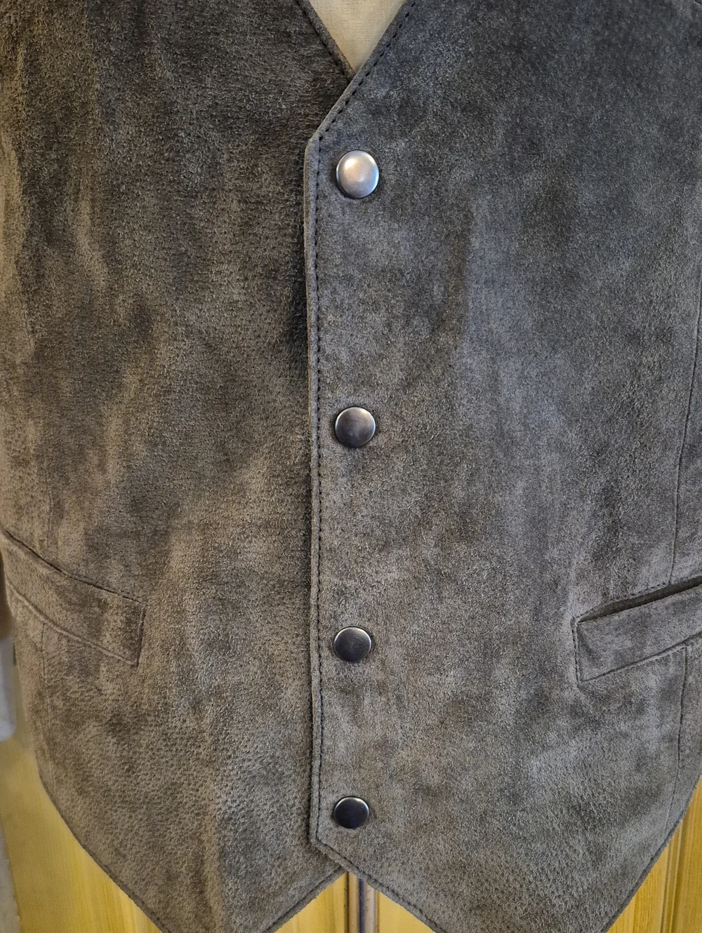 Dona Michi Leather Suede Snap Vest Back Cinch Belt 48